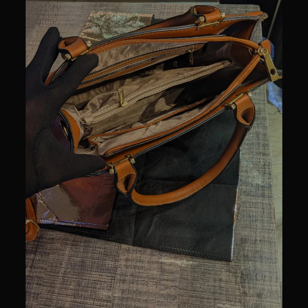 Multicolor Shoulder bag inner view by vibe totes