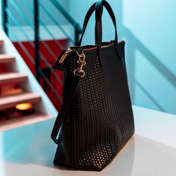 Side view of black ladies tote bag in pakistan vibetotes