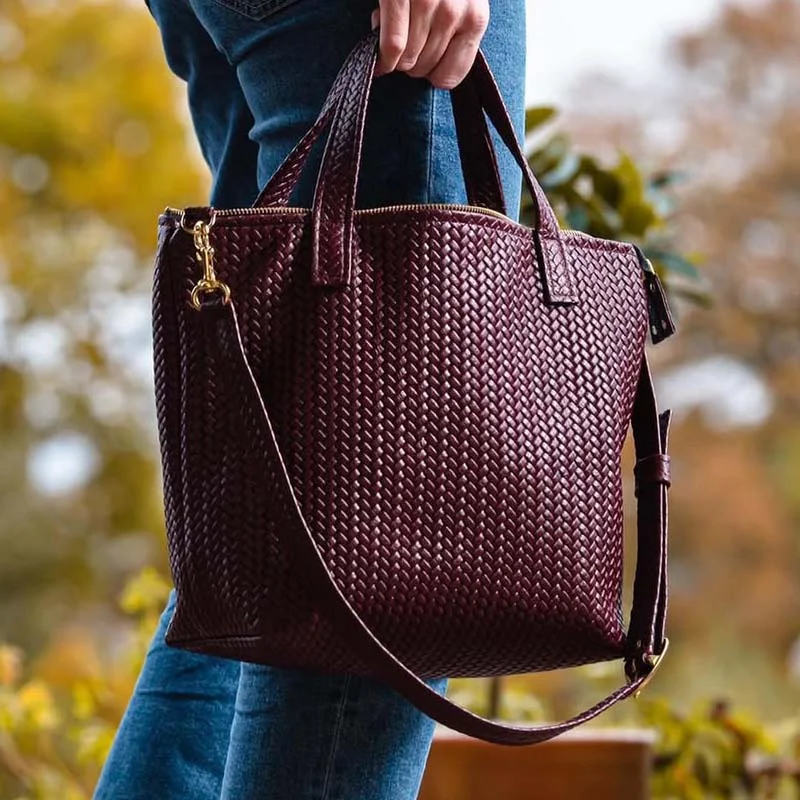 maroon ladies tote bag in pakistan vibetotes