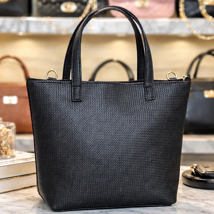 black Weaving Pattern Tote bag Front View